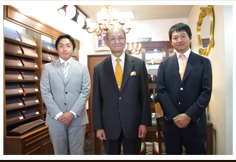 改装直後の「紳士服飾　テーラーイマイ」
