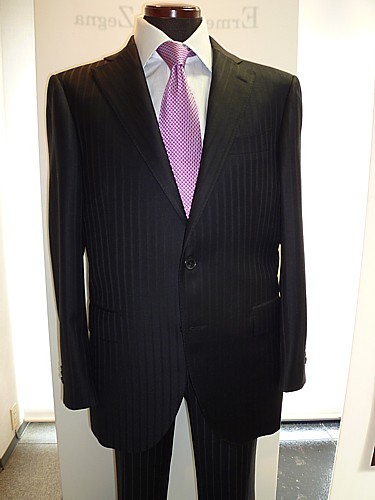 オーダースーツ