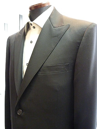 オーダースーツ