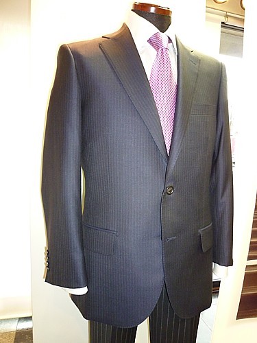 オーダースーツ