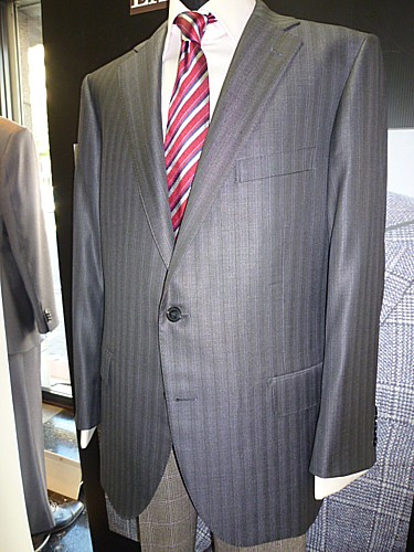 オーダースーツ