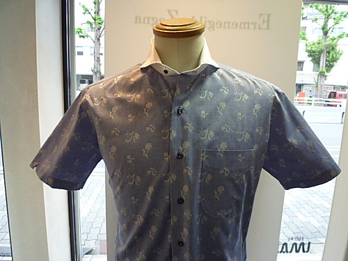 オーダースーツ