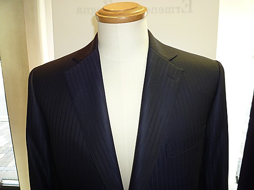 オーダースーツ