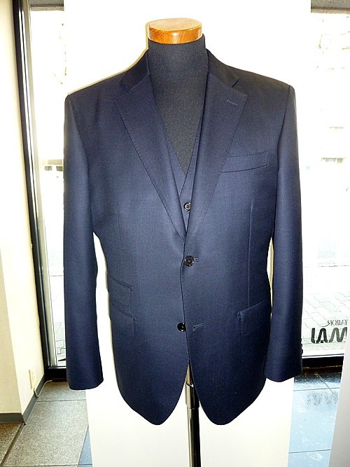 オーダースーツ