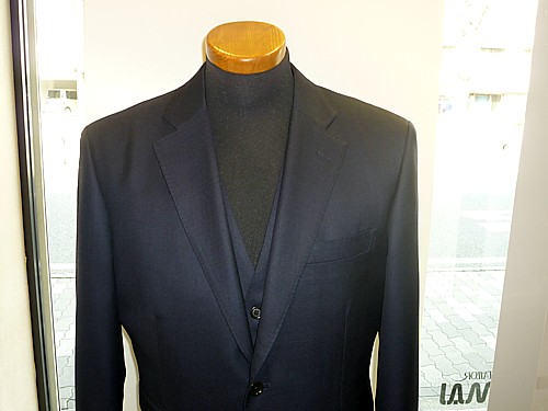 オーダースーツ