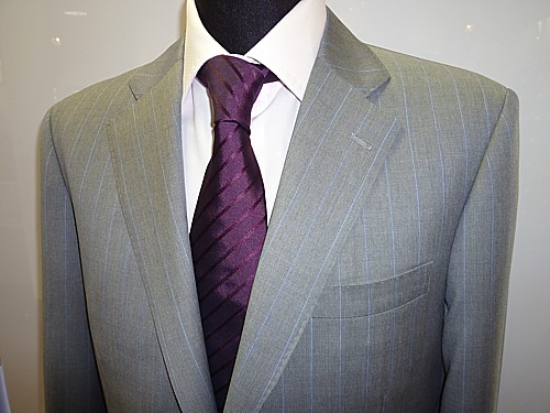 オーダースーツ