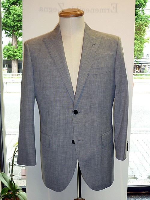 オーダースーツ