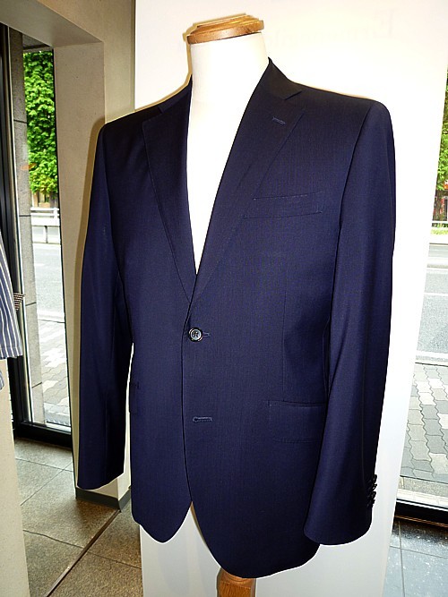 オーダースーツ