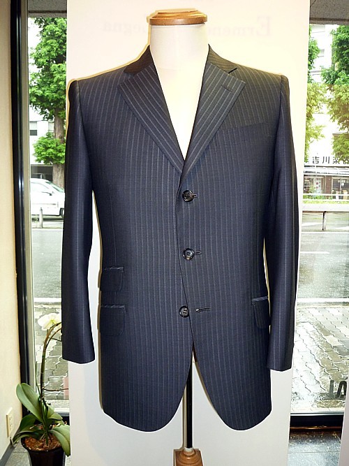 オーダースーツ