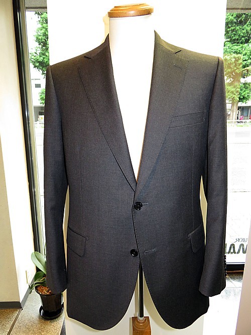 オーダースーツ