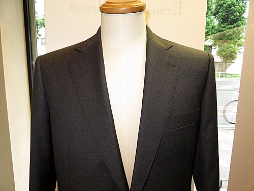 オーダースーツ