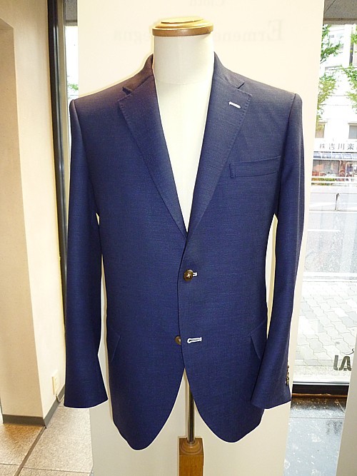 オーダースーツ