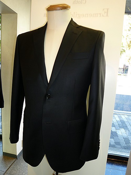 オーダースーツ