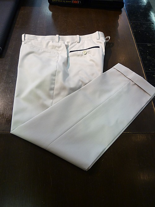 オーダースーツ