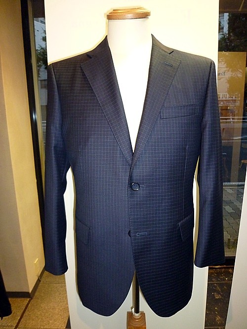 オーダースーツ