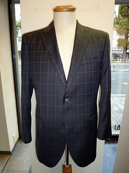 オーダースーツ