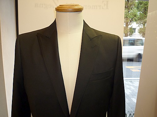 オーダースーツ