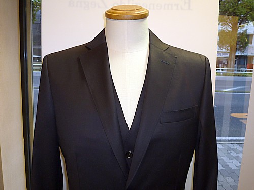 オーダースーツ