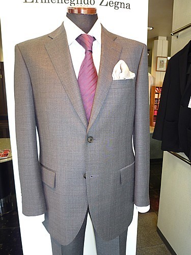 オーダースーツ