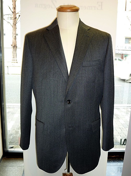 オーダースーツ