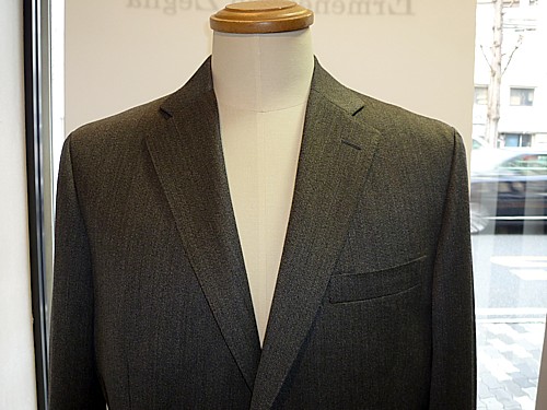 オーダースーツ