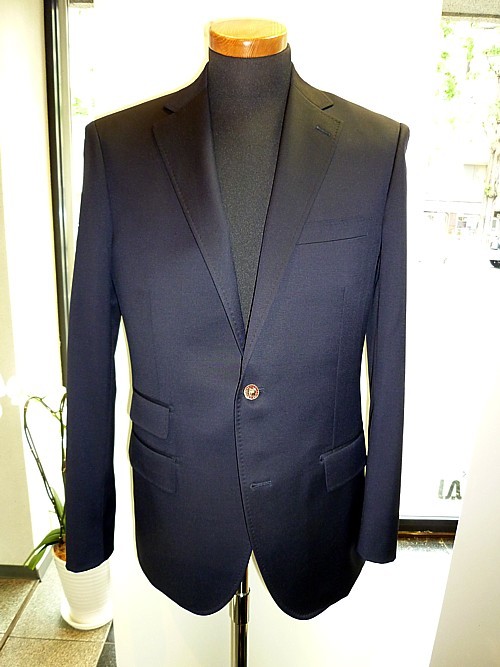 オーダースーツ