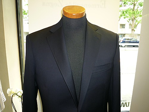 オーダースーツ