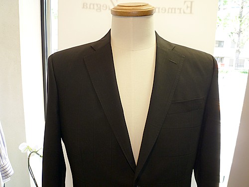 オーダースーツ