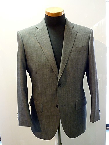 オーダースーツ