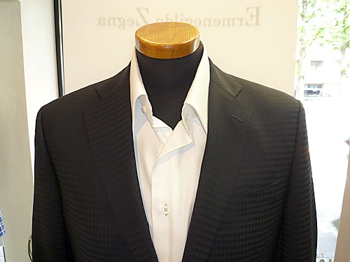 オーダースーツ