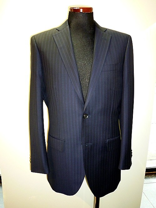 オーダースーツ