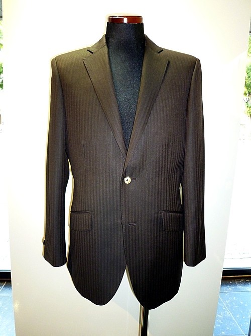 オーダースーツ