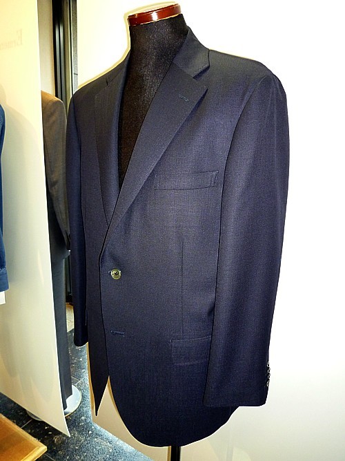 オーダースーツ