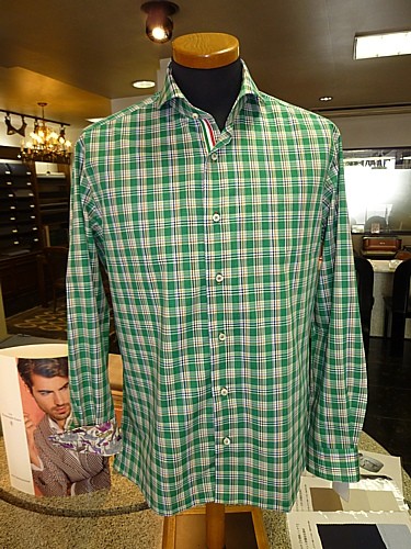 オーダースーツ