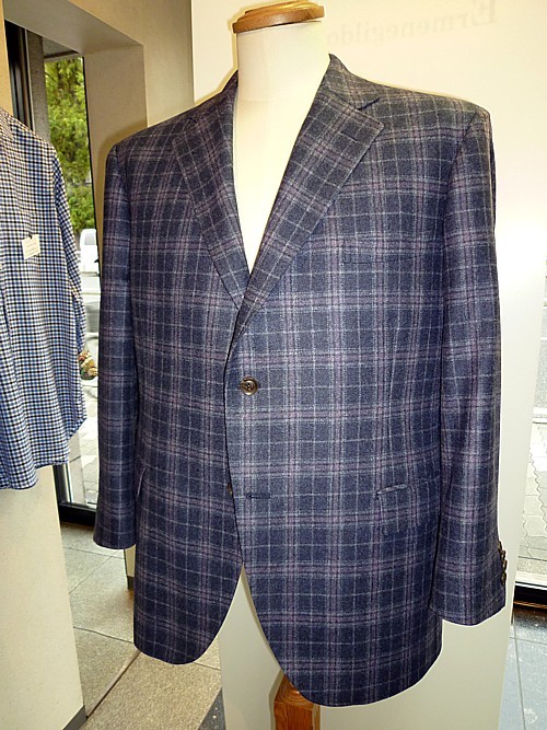 オーダースーツ