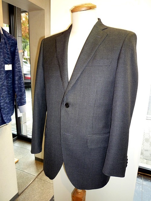 オーダースーツ