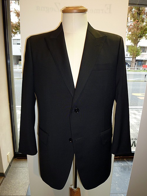 オーダースーツ