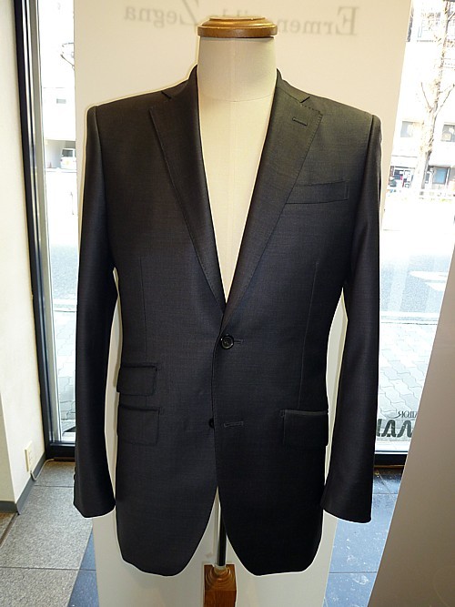 オーダースーツ