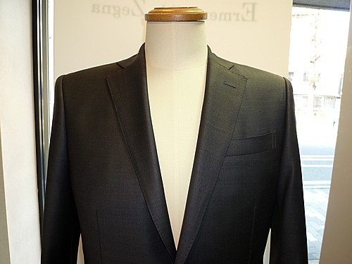 オーダースーツ