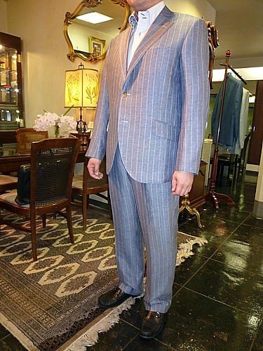 オーダースーツ