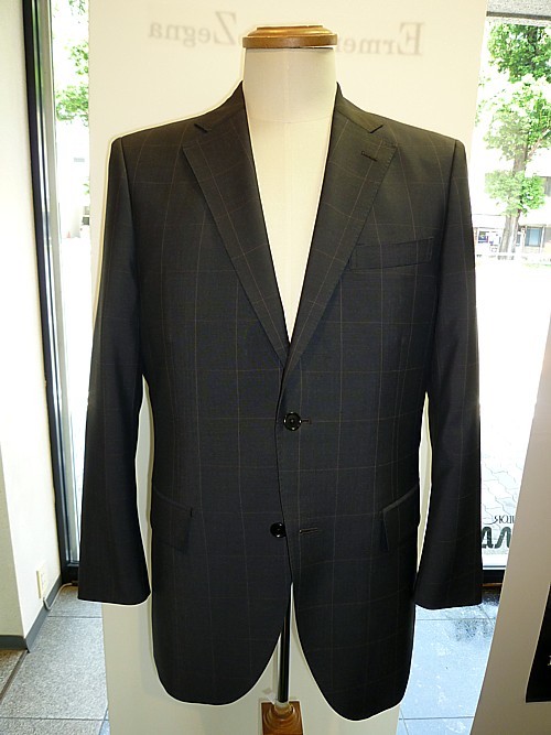 オーダースーツ