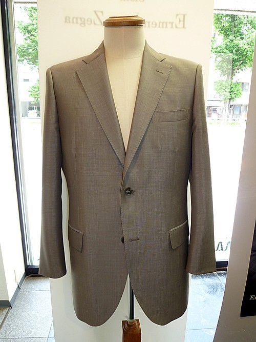 オーダースーツ