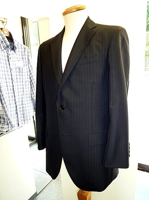 オーダースーツ