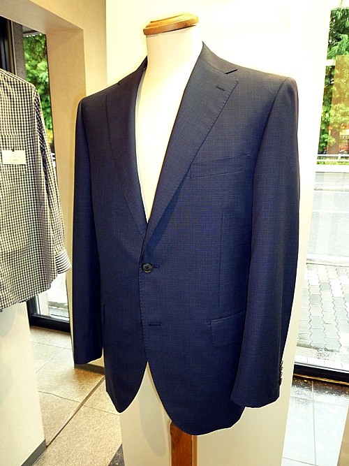 オーダースーツ