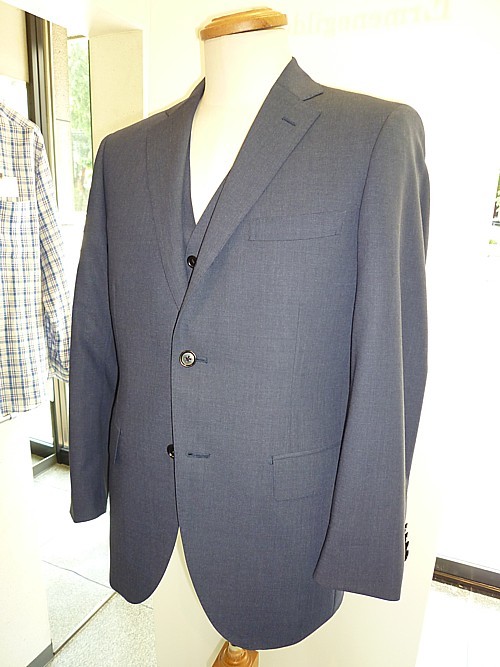 オーダースーツ