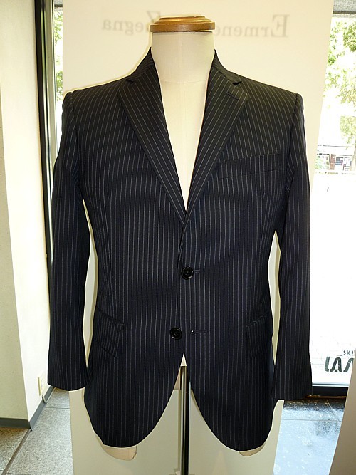 オーダースーツ