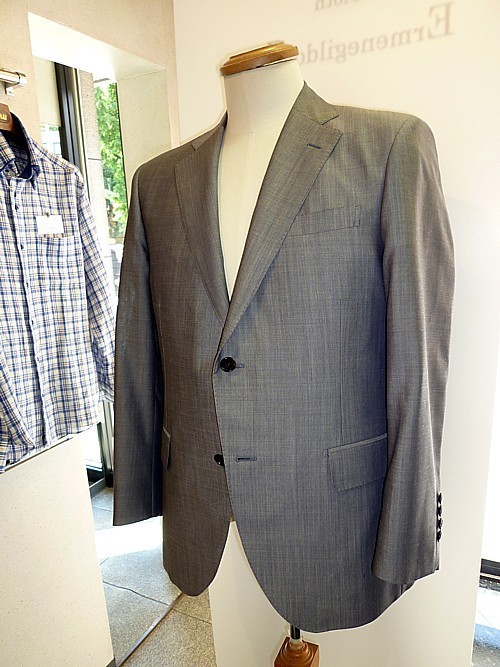 オーダースーツ