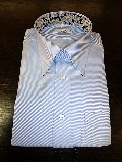 オーダースーツ