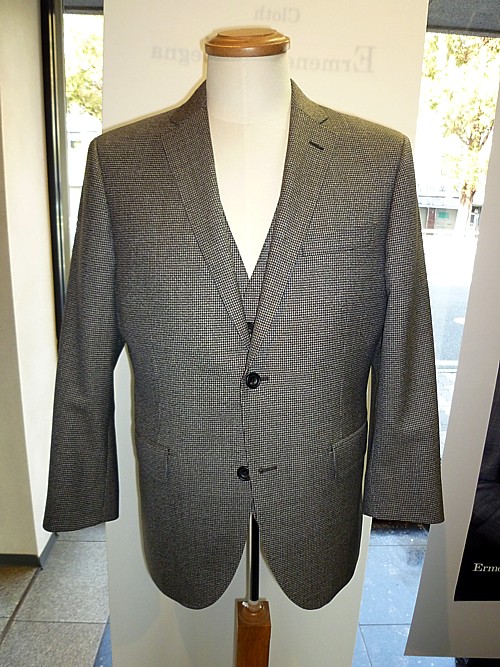 オーダースーツ