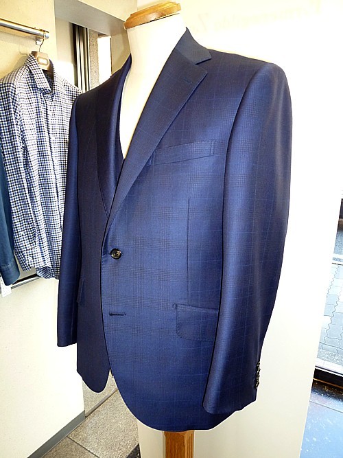 オーダースーツ